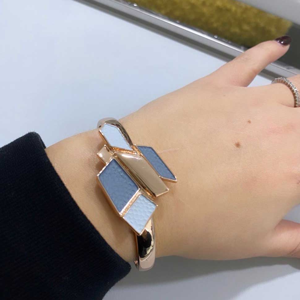 Bracciale Orbital Corallo Alexarte – Artigianale e Prezioso - The King Luxury