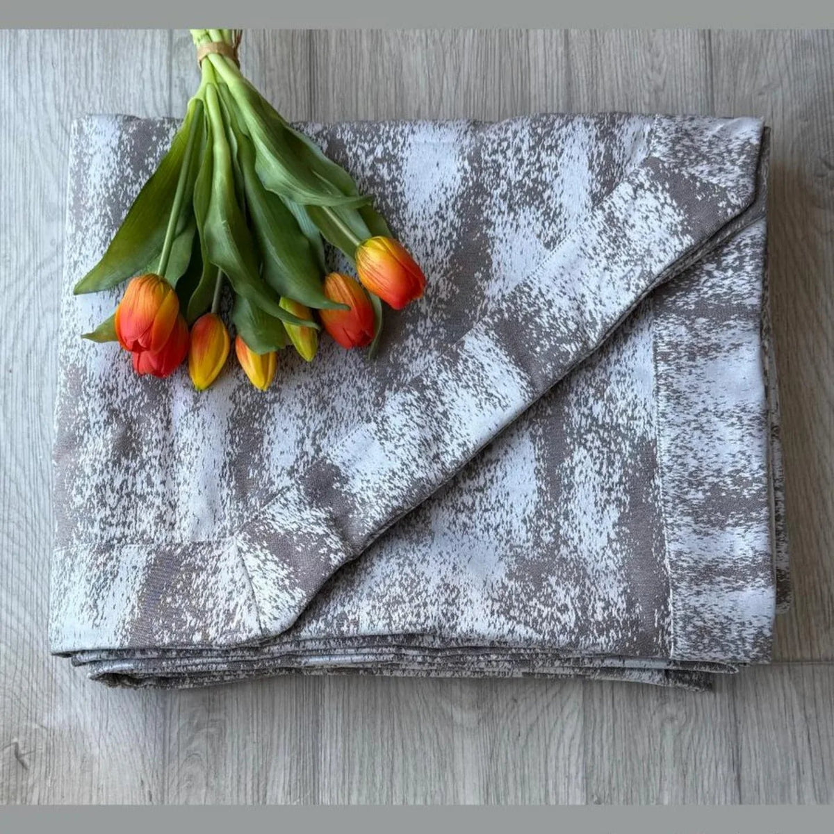 Copriletto Matrimoniale Alexander Tuscany Home Moiré – Jacquard 260x260 cm - The King Luxury