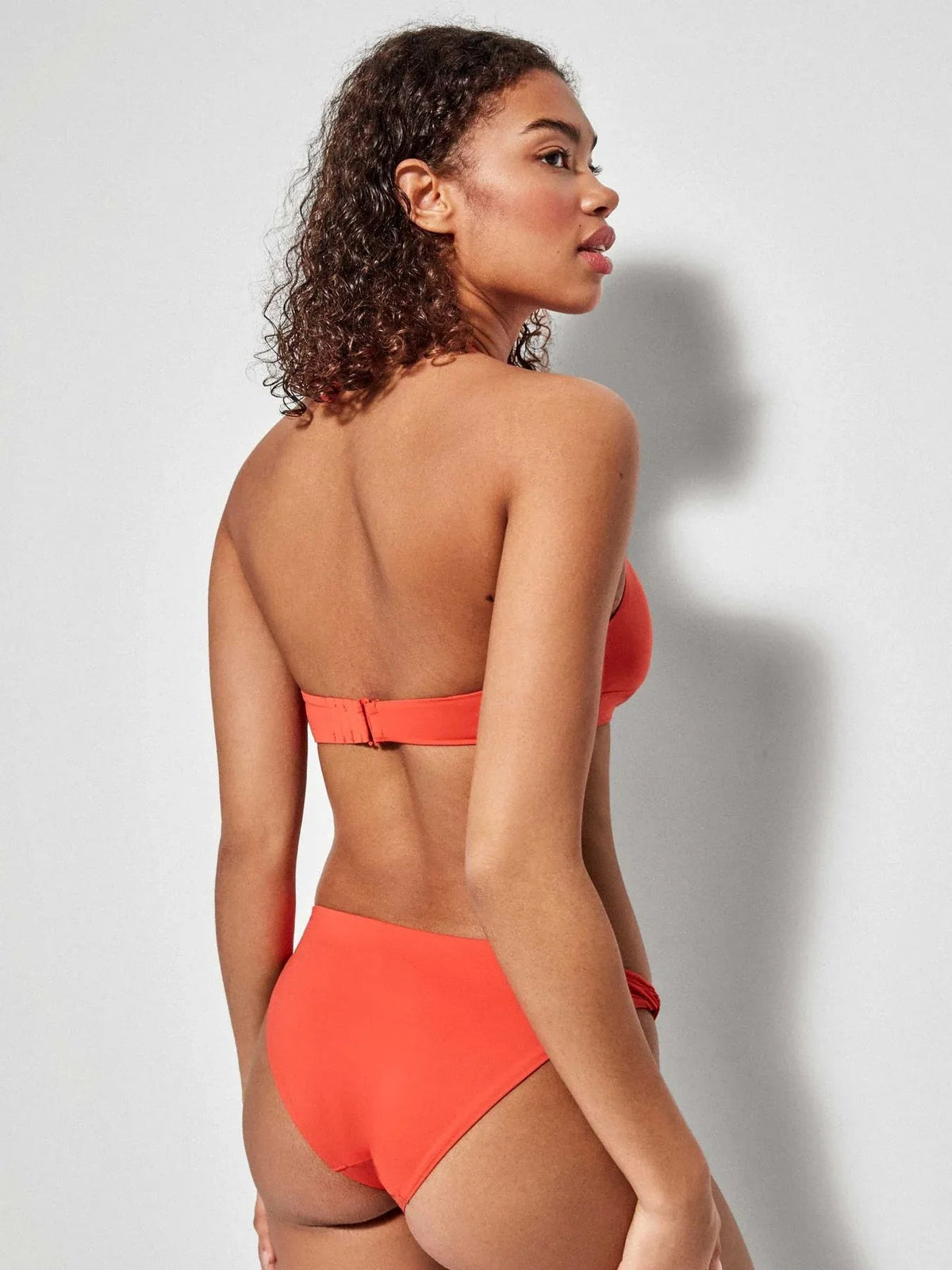 Slip con top bikini Gisela Naranja - The King Luxury